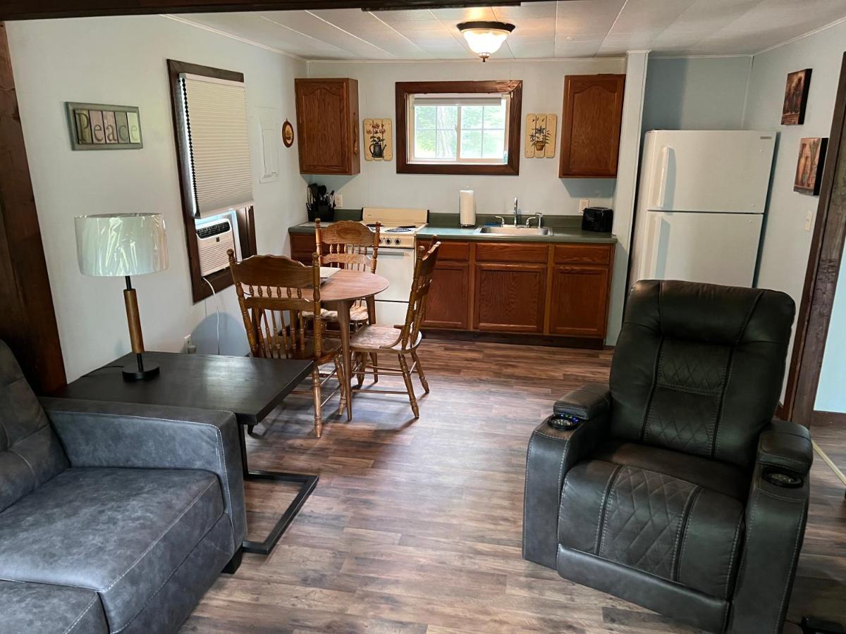 Coolbaugh Echo Valley Cottages מראה חיצוני תמונה